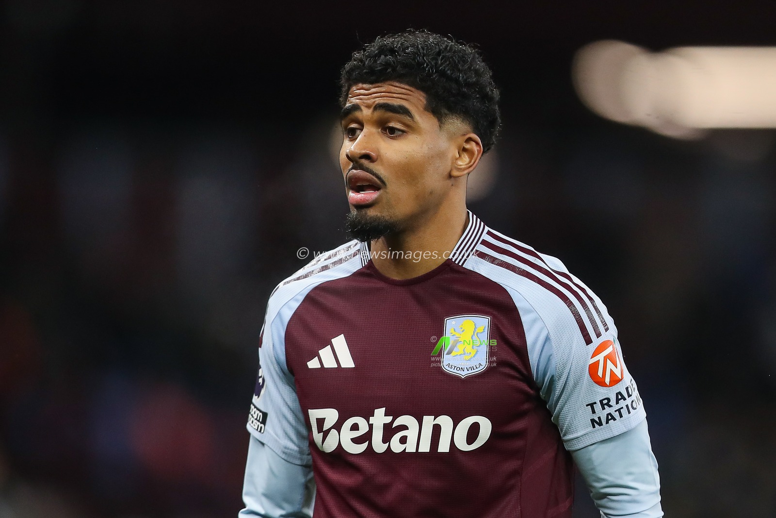 Ian Maatsen of Aston Villa during the Premier League match Aston Villa vs West Ham United at Villa Park, Birmingham, United Kingdom, 26th January 2025

(Photo by Gareth Evans/News Images)