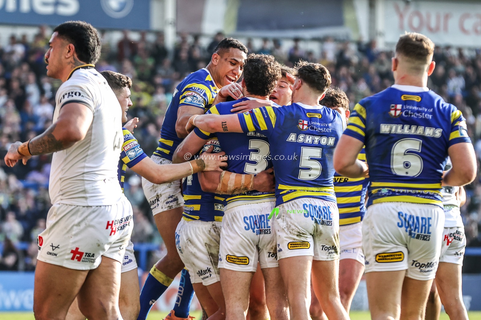 Kelepi Tanginoa of Warrington Wolves celebrates his try during the Betfred Super League round 5 match Warrington Wolves vs Castleford Tigers at The Halliwell Jones Stadium, Warrington, United Kingdom on 21 March 2026

(Photo by Alfie Cosgrove/News Images)