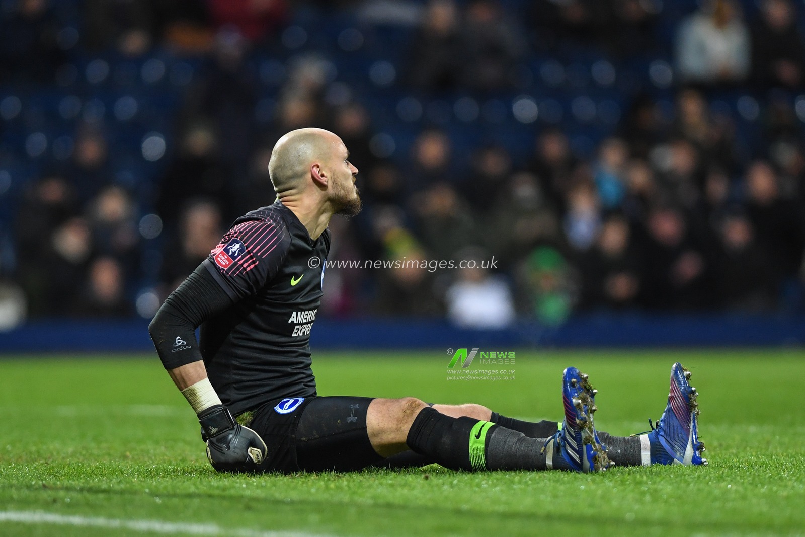 6th February 2019, The Hawthorns, West Bromwich, England; Emirates FA Cup, 4th Round replay, West Bromwich Albion vs Brighton ; David Button (27) of Brighton 

Credit: Phil Westlake/News Images,

English Football League images are subject to DataCo Licence
