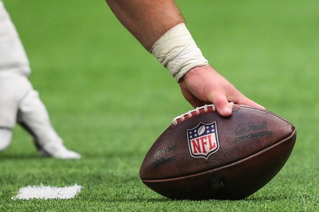 NFL match ball about to be snapped during the Week 6 match Chicago Bears vs Jacksonville Jaguars at Tottenham Hotspur Stadium, London, United Kingdom, 13th October 2024

(Photo by Craig Thomas/News Images)