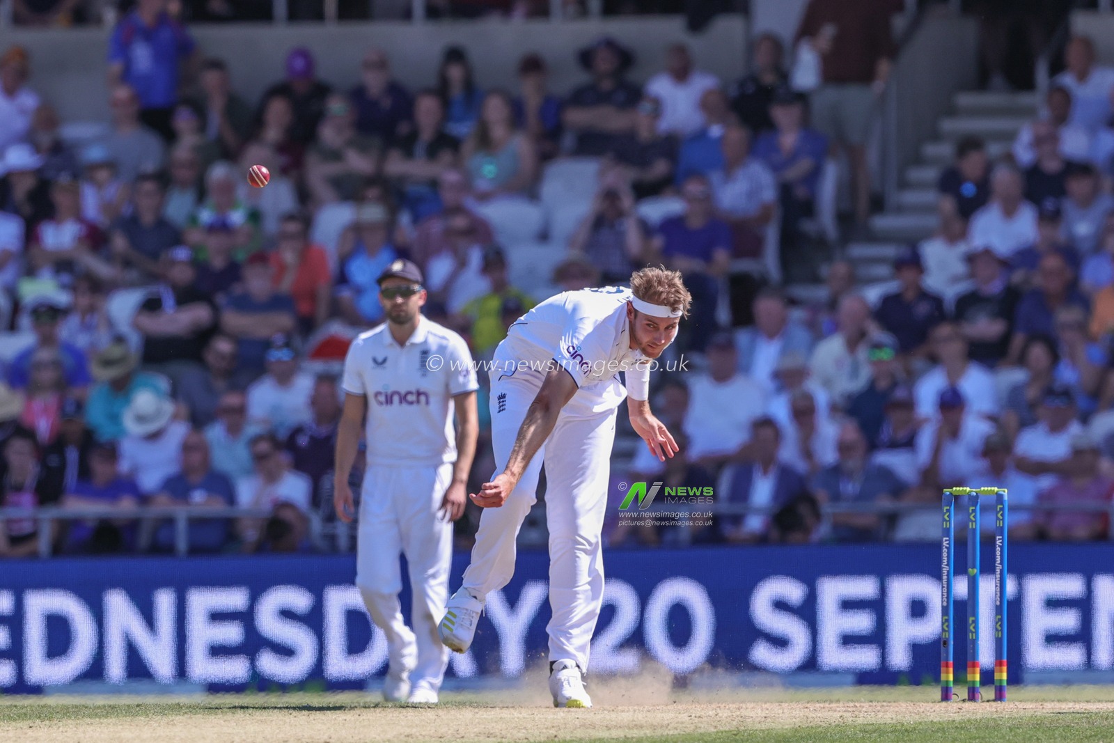 Stuart Broad of England delivers the ball during the LV= Insurance Ashes Third Test Series Day 2 England v Australia at Headingley Stadium, Leeds, United Kingdom, 7th July 2023

(Photo by Mark Cosgrove/News Images)