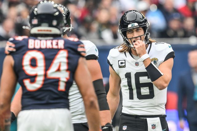Trevor Lawrence of the Jacksonville Jaguars during the Week 6 match Chicago Bears vs Jacksonville Jaguars at Tottenham Hotspur Stadium, London, United Kingdom, 13th October 2024

(Photo by Craig Thomas/News Images)