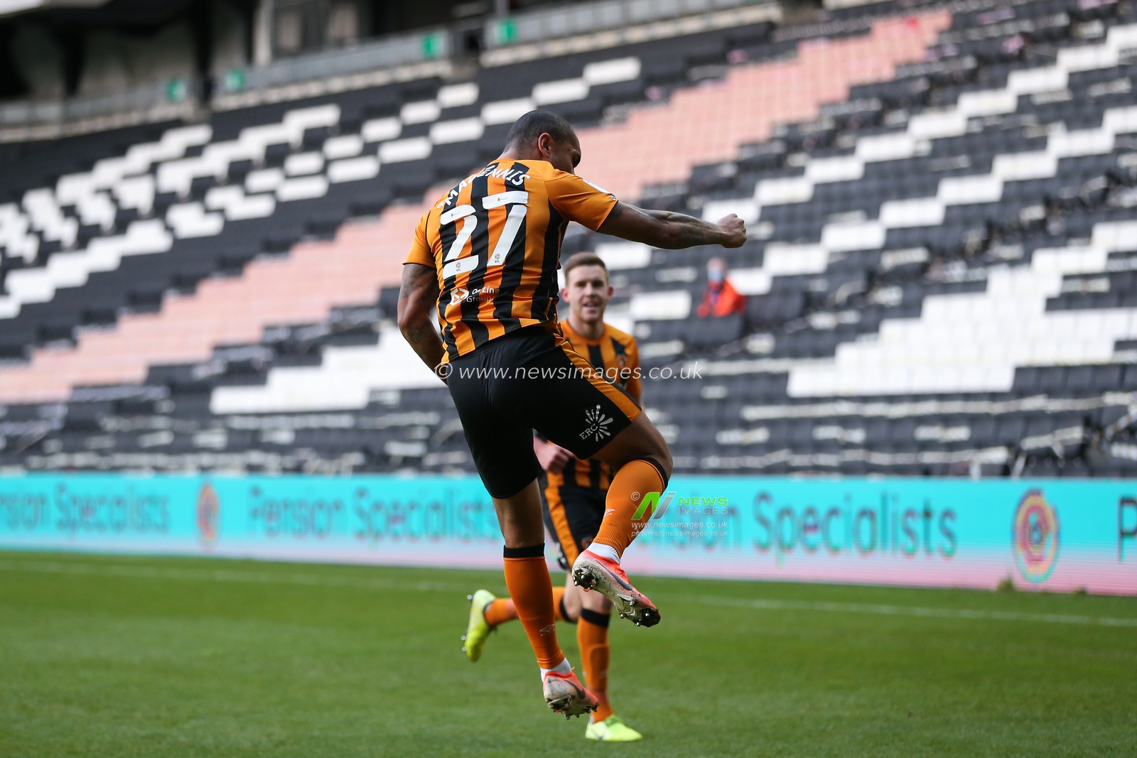 CELEBRATION Josh Magennis #27 of Hull City celebrates his goal