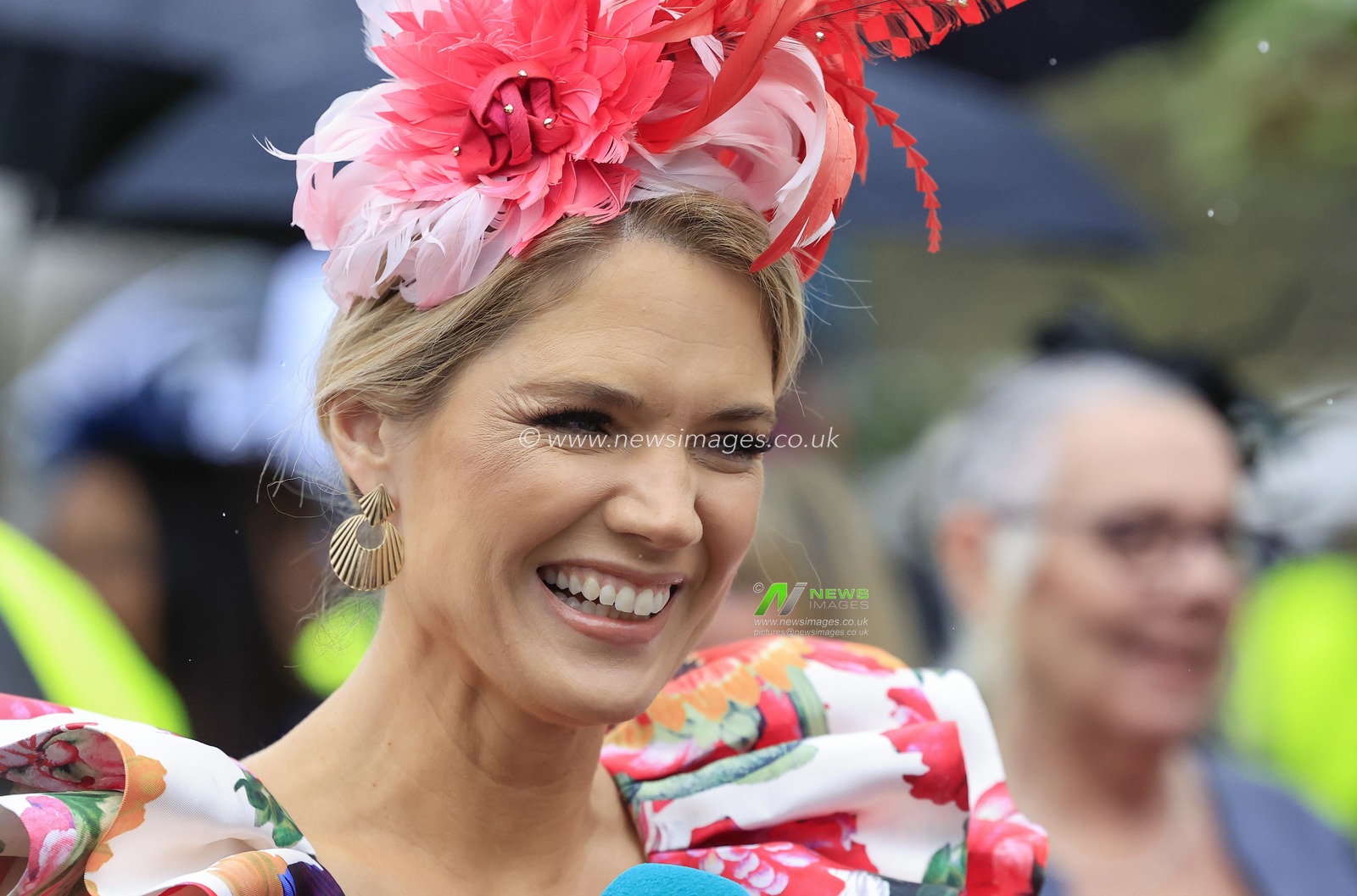 Charlotte Hawking of ITV Sport dressed up for Ladies Day during the Randox Grand National festival 2023 Ladies Day at Aintree Racecourse, Liverpool, United Kingdom, 14th April 2023

(Photo by Conor Molloy/News Images)