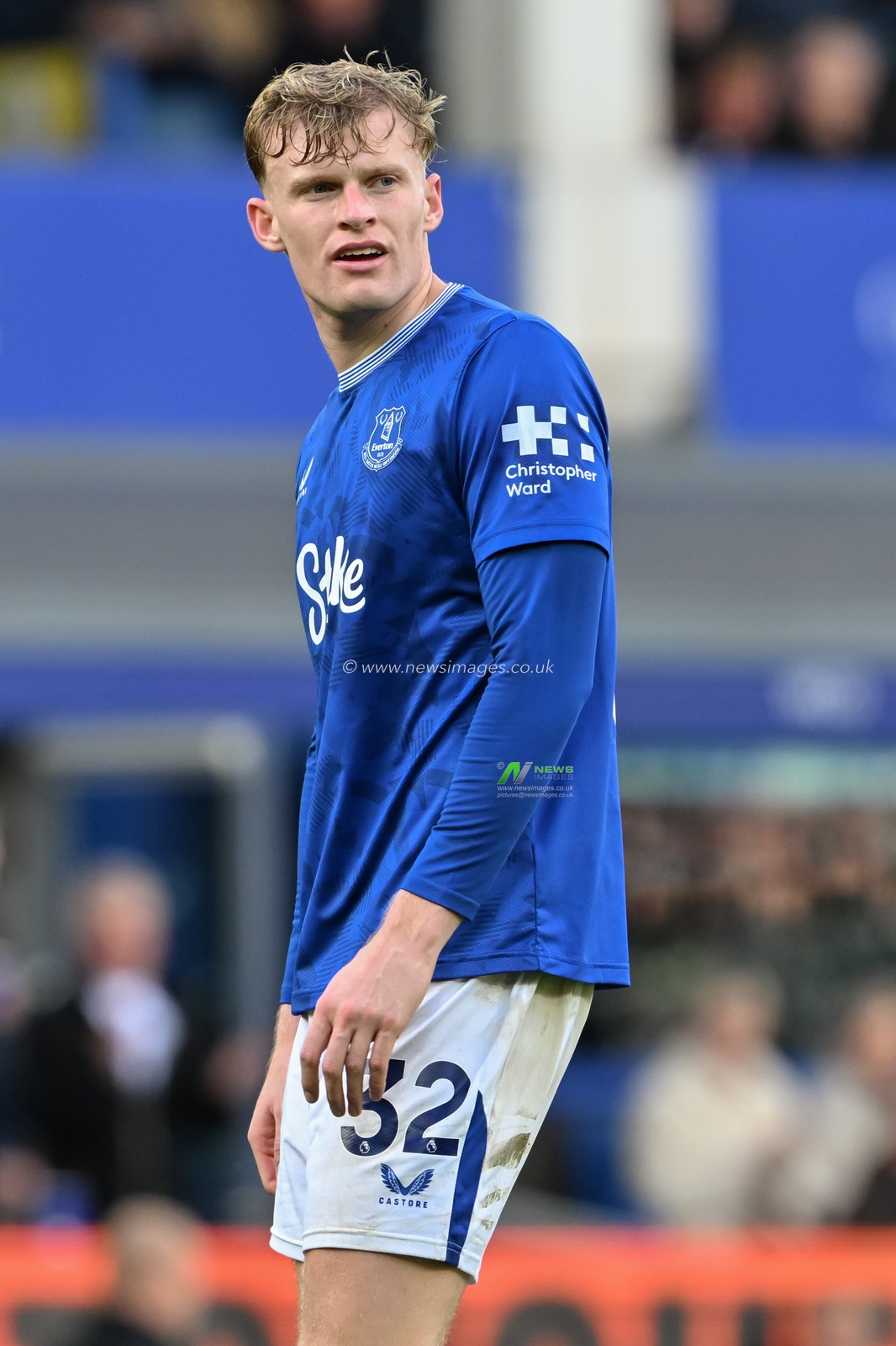 Jarrad Branthwaite of Everton during the Premier League match Everton vs Crystal Palace at Goodison Park, Liverpool, United Kingdom, 28th September 2024

(Photo by Cody Froggatt/News Images)