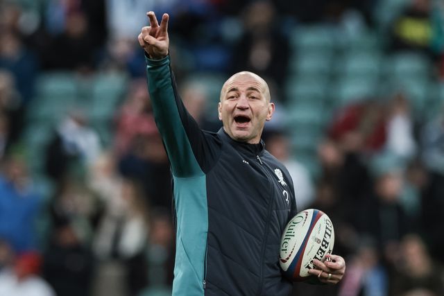 Steve Borthwick head coach of England gives instruction in the pre-game warm up during the Quilter Nations Series 2025 match England vs Argentina at Allianz Stadium, Twickenham, United Kingdom, 23rd November 2025

(Photo by Mark Cosgrove/News Images)

*** GER AUT SUI OUT ***