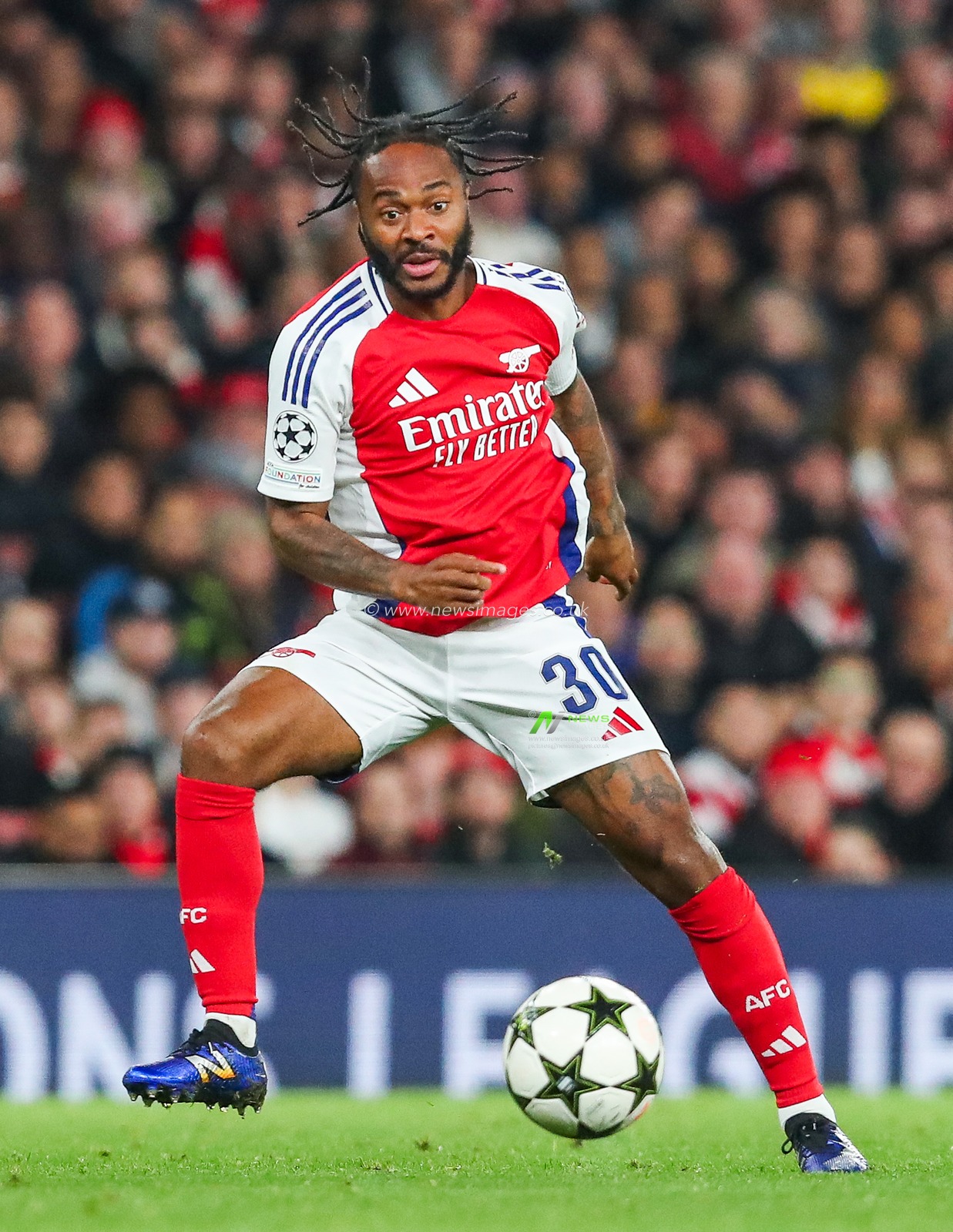 Raheem Sterling of Arsenal controls the ball during the UEFA Champions League, League Stage Arsenal vs FC Shakhtar Donetsk at Emirates Stadium, London, United Kingdom, 22nd October 2024

(Photo by Izzy Poles/News Images)