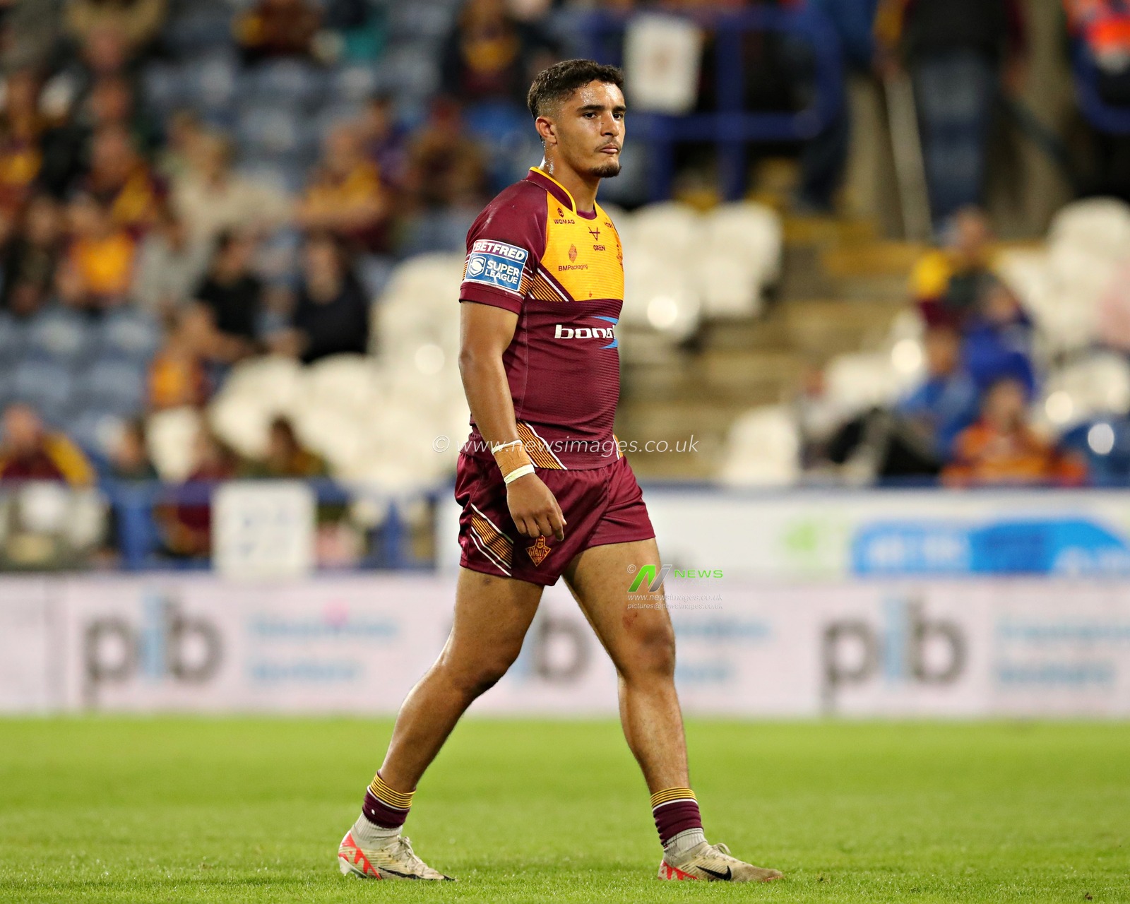 Kieran Rush of Huddersfield Giants during the Betfred Super League Round 13 match Huddersfield Giants vs Leigh Leopards at John Smith's Stadium, Huddersfield, United Kingdom, 29th May 2025

(Photo by Sam Eaden/News Images)
