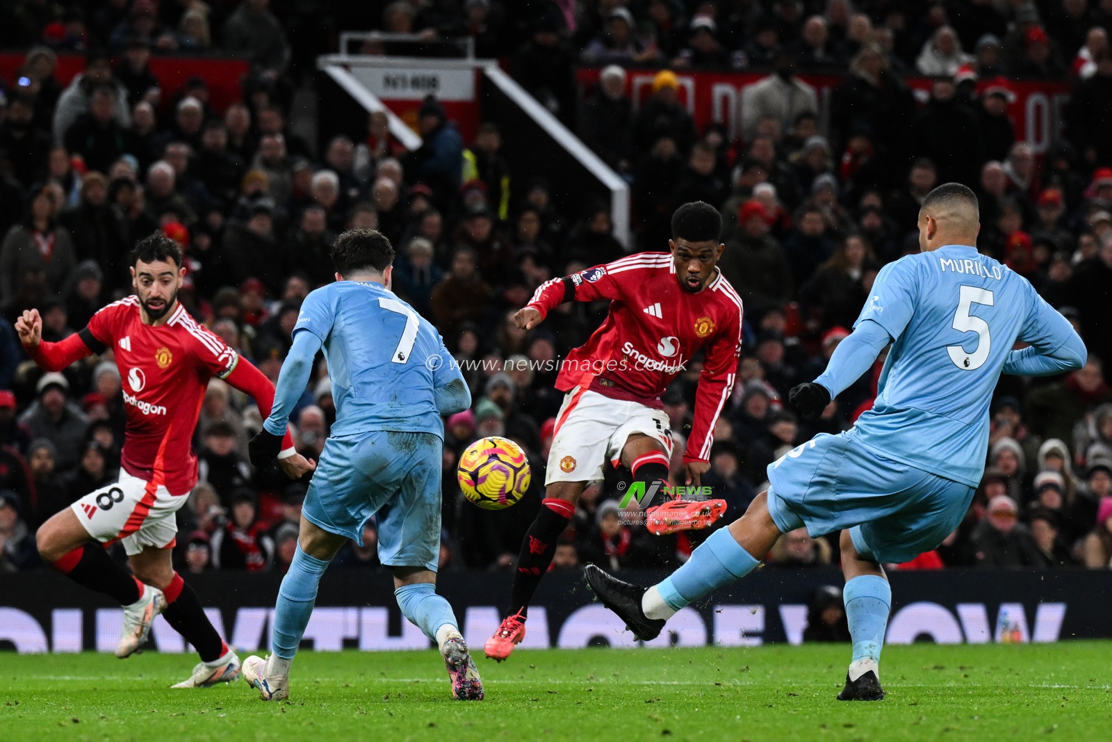 Amad Diallo of Manchester United has a shot at goal during the Premier League match Manchester United vs Nottingham Forest at Old Trafford, Manchester, United Kingdom, 7th December 2024

(Photo by Craig Thomas/News Images)