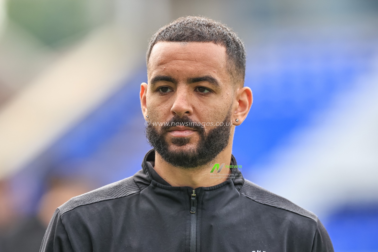 Kevin Stewart #6 of Blackpool arrives at The Weston Homes Stadium