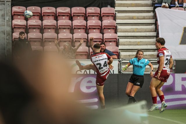 Jack Farrimond of Wigan Warriors celebrates his try during the Betfred Super League round 20 match Wigan Warriors vs Catalans Dragons at The Brick Community Stadium, Wigan, United Kingdom, 25th July 2025

(Photo by Alfie Cosgrove/News Images)