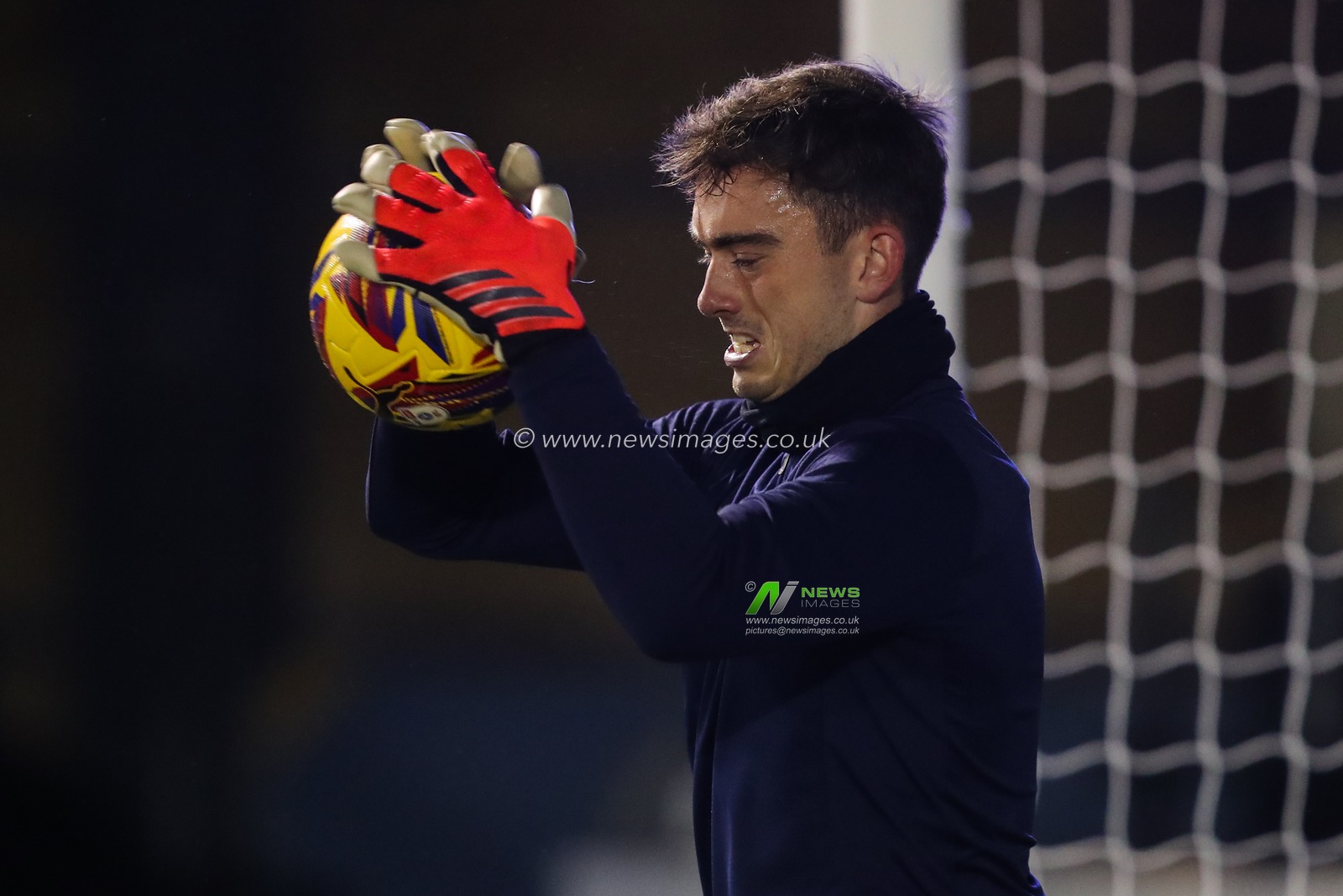 Harry Tyrer of Blackpool during the pre-game warm up ahead of the Sky Bet League 1 match Shrewsbury Town vs Blackpool at Croud Meadow, Shrewsbury, United Kingdom, 4th December 2024

(Photo by Gareth Evans/News Images)