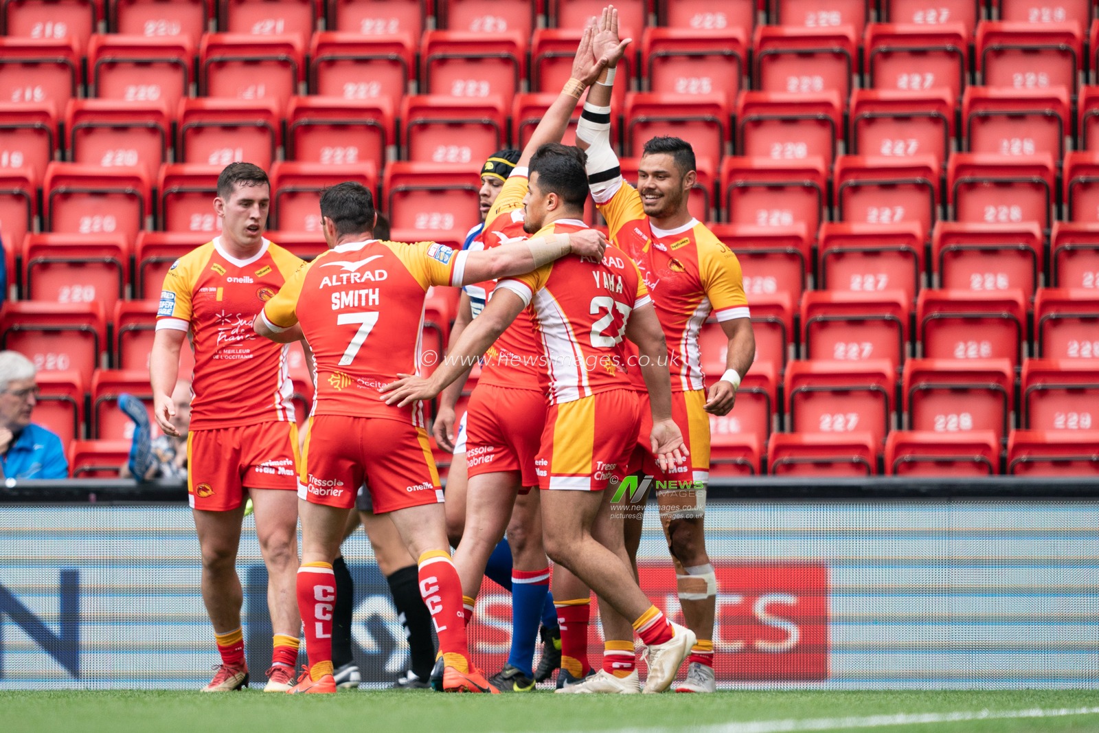 Catalans Dragons's FOUAD YAHA celebrates scoring his sides first try


25th May 2019 , Anfield Stadium, Liverpool, England; Dacia Magic Weekend, Betfred Super League Round 16, Wakefield Trinity vs Catalans Dragons ;

Credit: Terry Donnelly/News Images