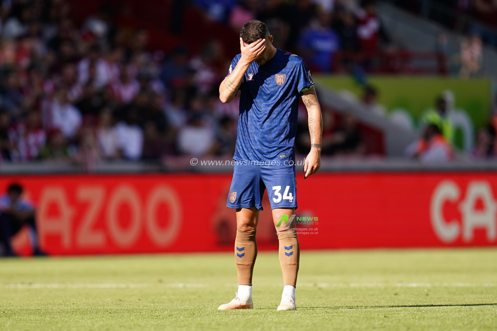 Granit Xhaka of Sunderland during the Premier League match Brentford vs Sunderland at GTECH Community Stadium, London, United Kingdom on 05 September 2026

(Photo by Harvey Murphy/News Images)