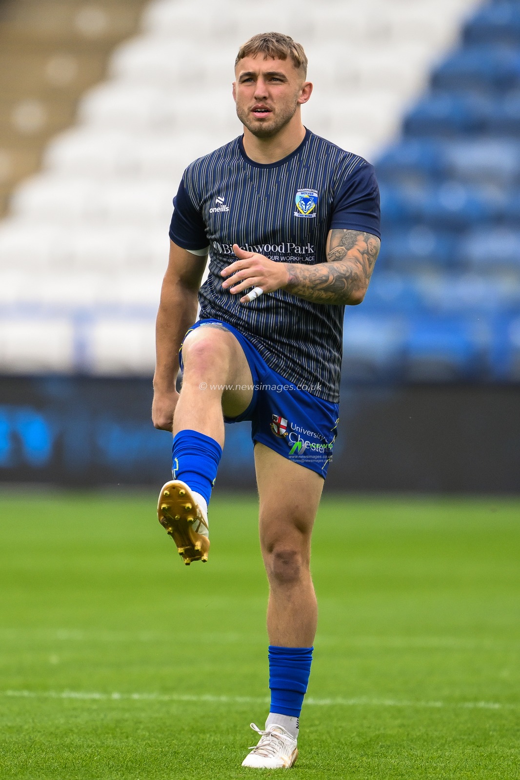 Sam Powell of Warrington Wolves during pre match warm up ahead of the Betfred Super League Round 26 match Huddersfield Giants vs Warrington Wolves at John Smith's Stadium, Huddersfield, United Kingdom, 14th September 2024

(Photo by Craig Thomas/News Images)