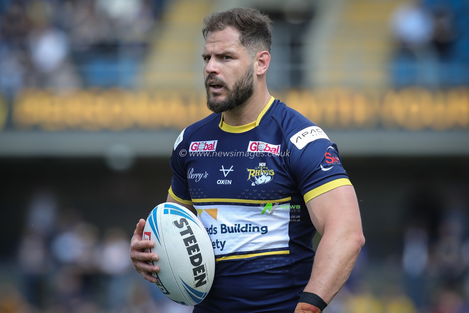 Aidan Sezer #7 of Leeds Rhinos during the Betfred Challenge Cup match Leeds Rhinos vs Wigan Warriors at Headingley Stadium, Leeds, United Kingdom, 20th May 2023

(Photo by James Heaton/News Images)