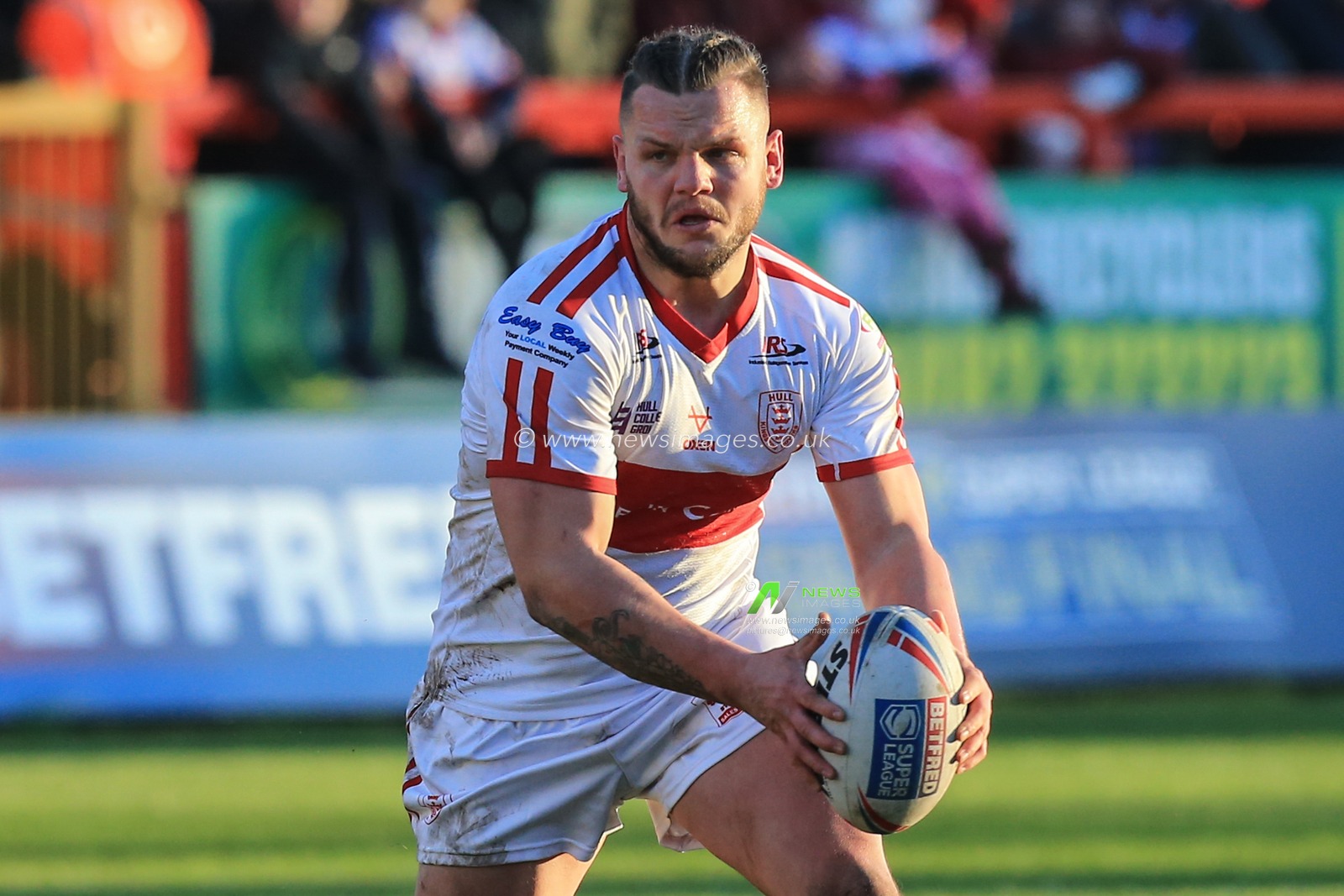 19th January 2020, Hull College Craven Park, Kingston upon Hull, England; Rugby League Pre Season, Hull Kingston Rovers v Featherstone Rovers : Kyle Trout (17) of Hull KR runs with the ball

Credit: David Greaves/News Images