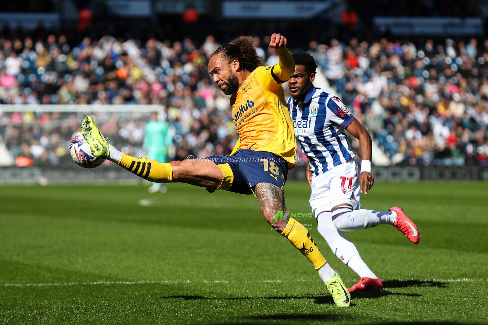 Marcus Harness of Derby County clears the ball during the Sky Bet Championship match West Bromwich Albion vs Derby County at The Hawthorns, West Bromwich, United Kingdom, 21st April 2025

(Photo by Gareth Evans/News Images)