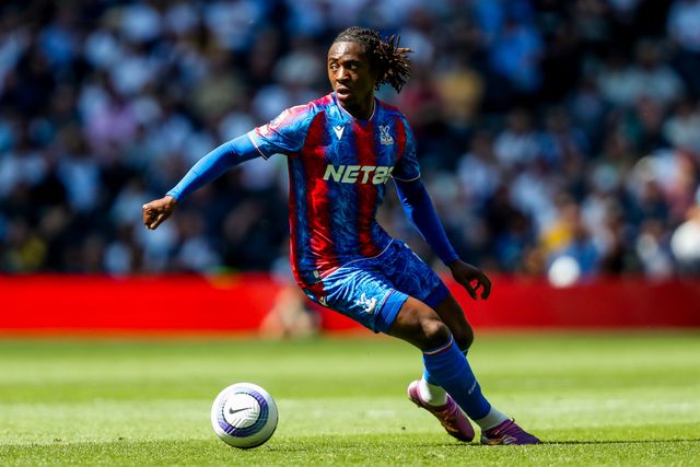 Eberechi Eze of Crystal Palace runs with the ballduring the Premier League match Tottenham Hotspur vs Crystal Palace at Tottenham Hotspur Stadium, London, United Kingdom, 11th May 2025

(Photo by Izzy Poles/News Images)