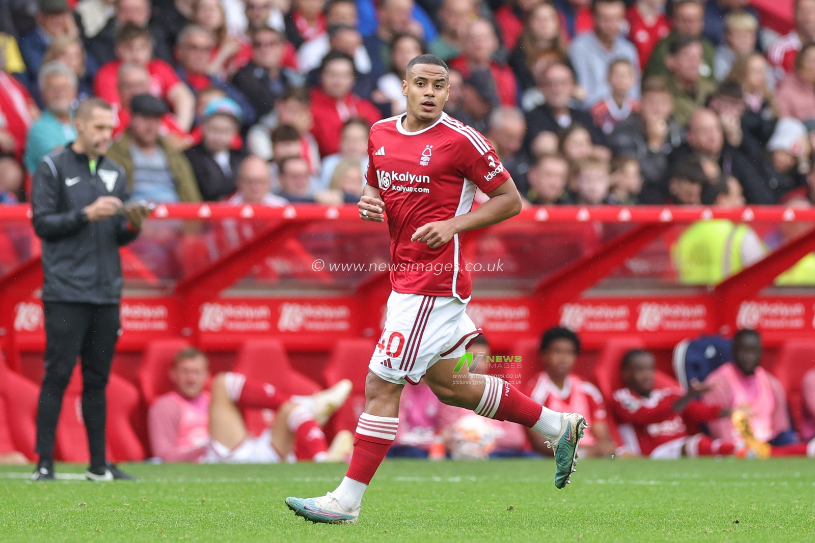Murillo #40 of Nottingham Forest during the Premier League match Nottingham Forest vs Brentford at City Ground, Nottingham, United Kingdom, 1st October 2023

(Photo by Mark Cosgrove/News Images)