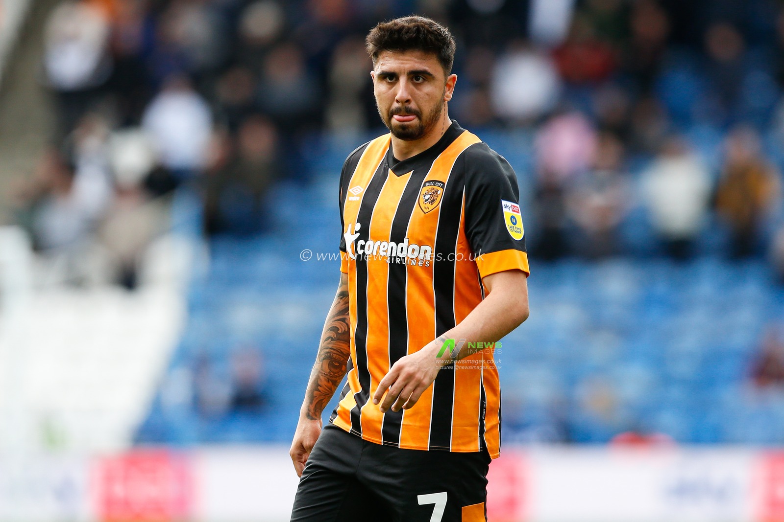 Ozan Tufan #7 of Hull City during the Sky Bet Championship match Huddersfield Town vs Hull City at John Smith's Stadium, Huddersfield, United Kingdom, 9th October 2022

(Photo by Ben Early/News Images)
