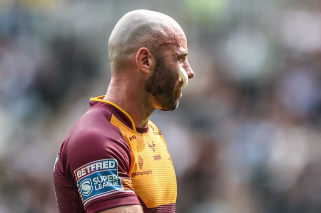 Matt Frawley of Huddersfield Giants during the Betfred Super League round 20 match Hull FC vs Huddersfield Giants at MKM Stadium, Hull, United Kingdom, 26th July 2025

(Photo by Alfie Cosgrove/News Images)