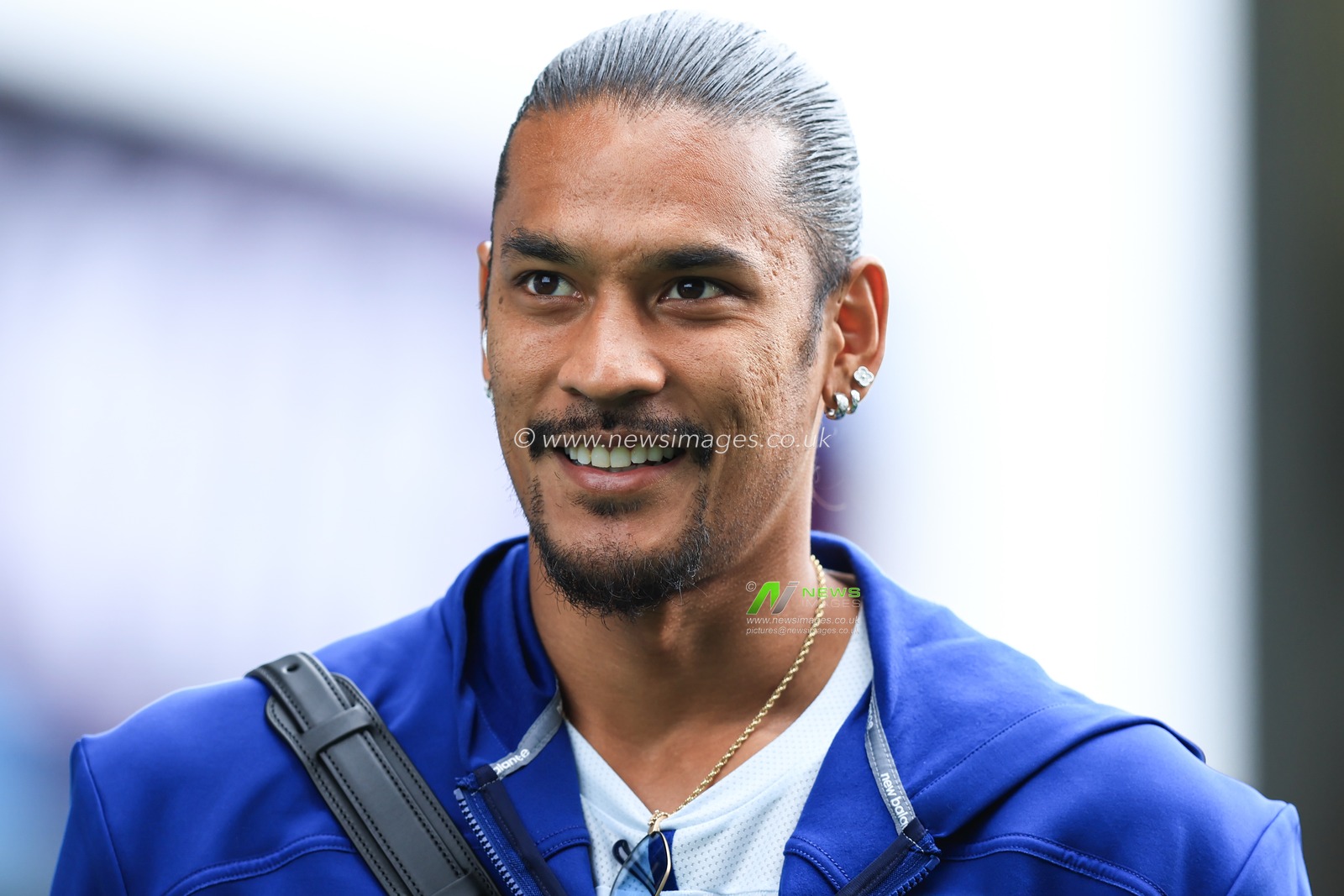 West Ham United goalkeeper Alphonse Areola arrives ahead of the Sky Bet Championship match Burnley vs West Ham United at Turf Moor, Burnley, United Kingdom on 16 August 2026

(Photo by Jorge Horsted/News Images)