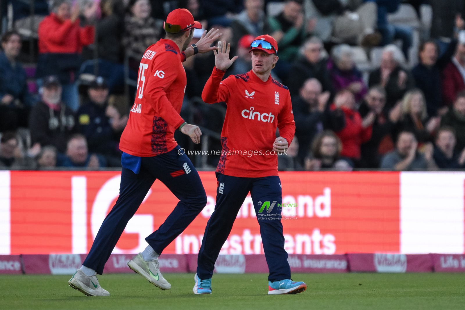 Jordan Cox of England celebrates catching Travis Head of Australia during the First Vitality IT20 Series match England vs Australia at The Utilita Bowl, Southampton, United Kingdom, 11th September 2024

(Photo by Craig Thomas/News Images)