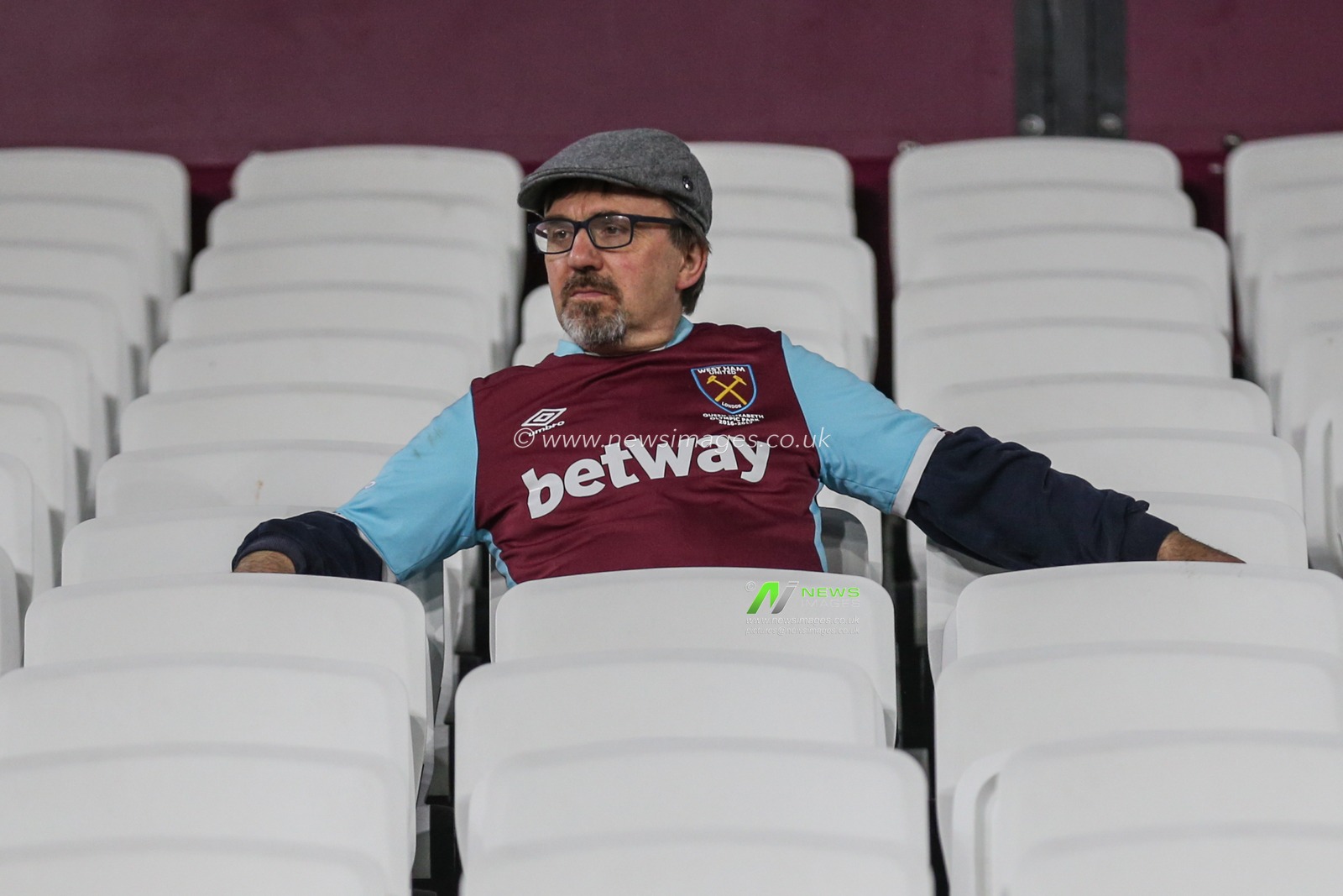 An early fan takes his seat during the UEFA Europa Conference League match West Ham United vs Silkeborg at London Stadium, London, United Kingdom, 27th October 2022

(Photo by Arron Gent/News Images)