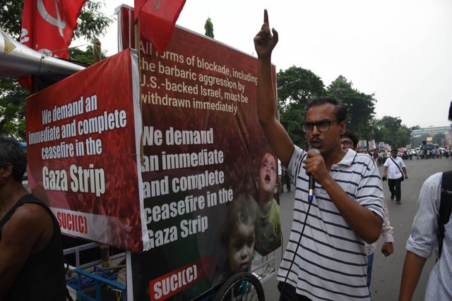 Activists of Social Unity Center of India (SUCI) hold placardsa protest against Western policy in the Israel-Hamas conflict, near US Embassy in Kolkata, Eastern India, 07 October 2025.Photo by Debajyoti Chakraborty.(Photo: Debajyoti Chakraborty/News Images)