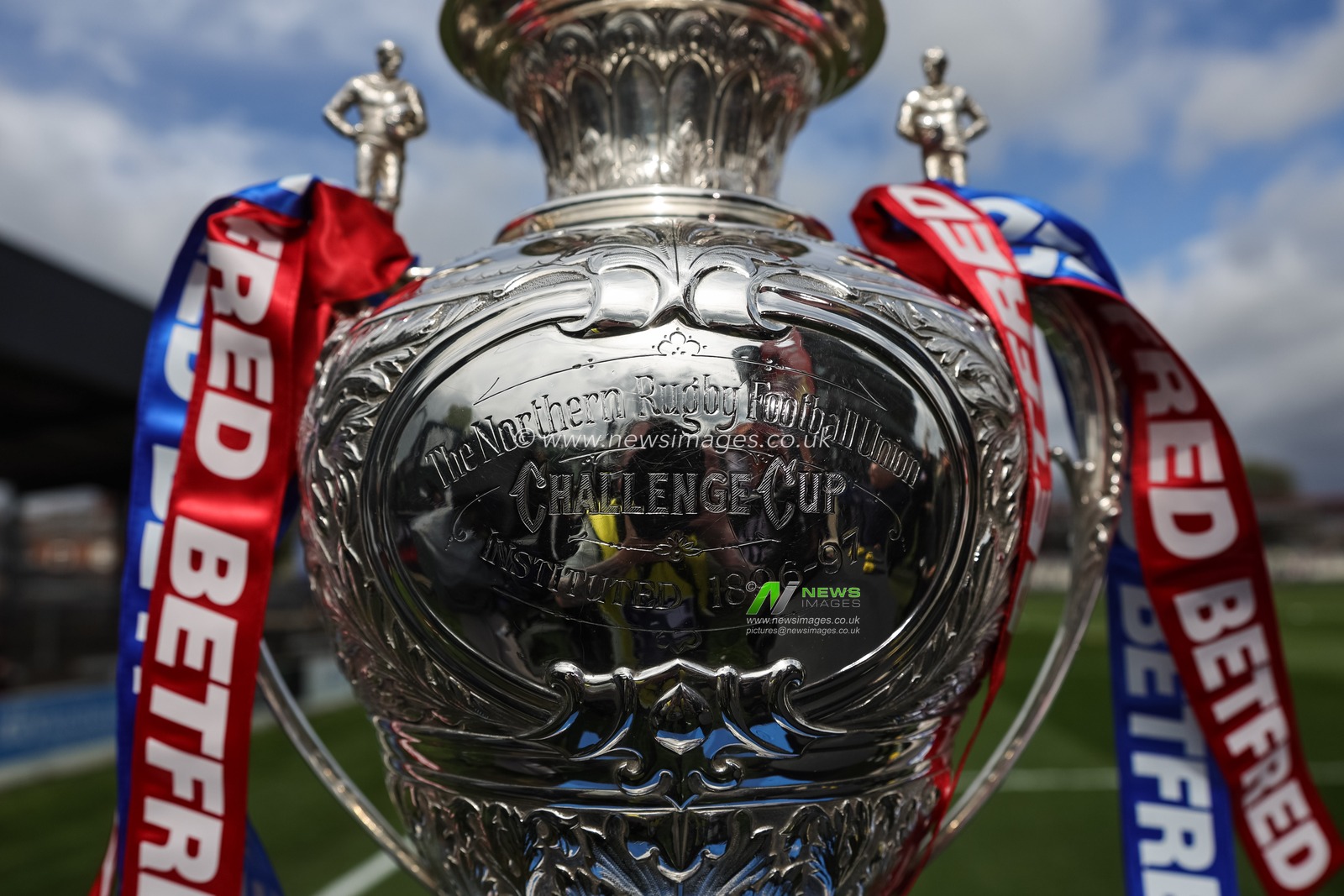 The Challenge Cup Trophy on display during the Betfred Challenge Cup Quarter Final match Wakefield Trinity vs Wigan Warriors at DIY Kitchens Stadium, Wakefield, United Kingdom on 12 April 2026

(Photo by Mark Cosgrove/News Images)