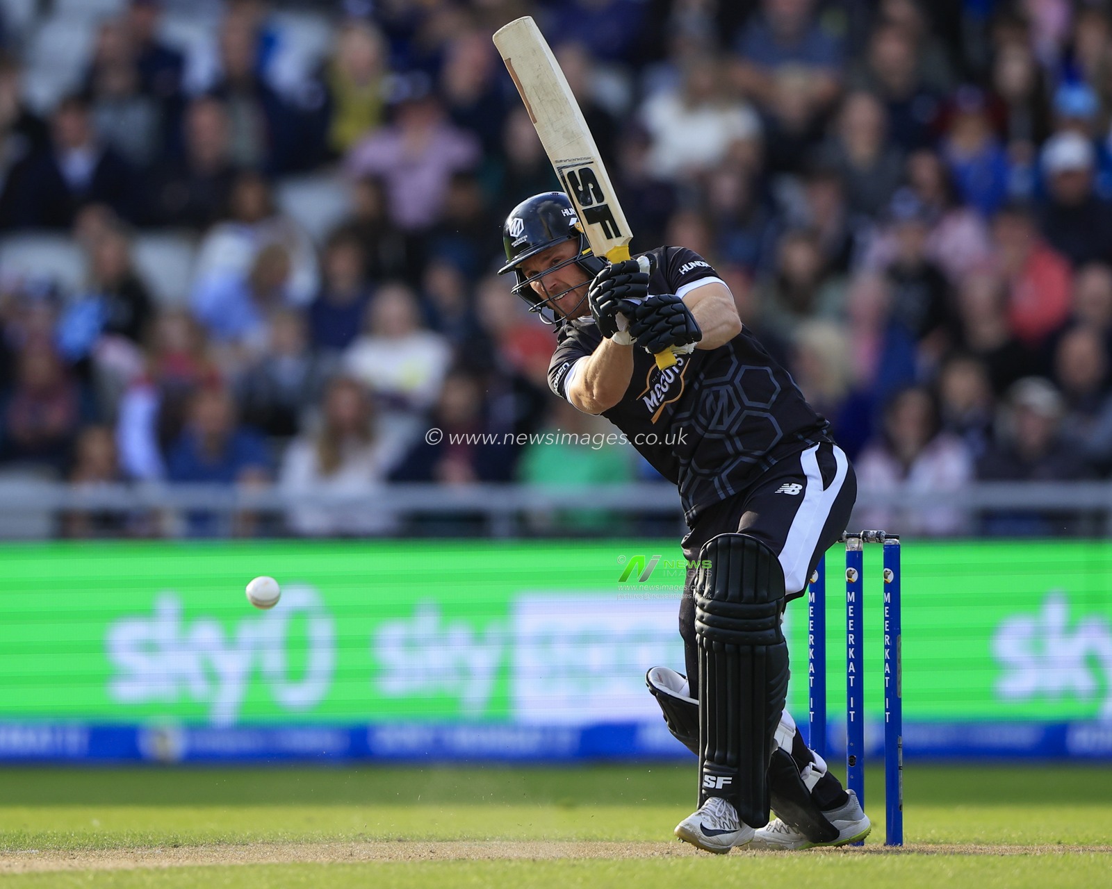 Laurie Evans of Manchester Originals in batting action during The Hundred match Manchester Originals vs Birmingham Phoenix at Old Trafford, Manchester, United Kingdom, 7th August 2023

(Photo by Conor Molloy/News Images)