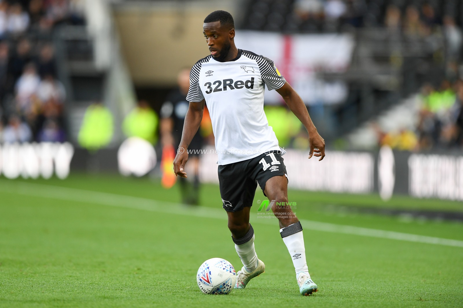 28th September 2019, Pride Park Stadium, Derby, England; Sky Bet Championship, Derby County v Birmingham City : Florian Jozefzoon (11) of Derby County 

Credit: Jon Hobley/News Images