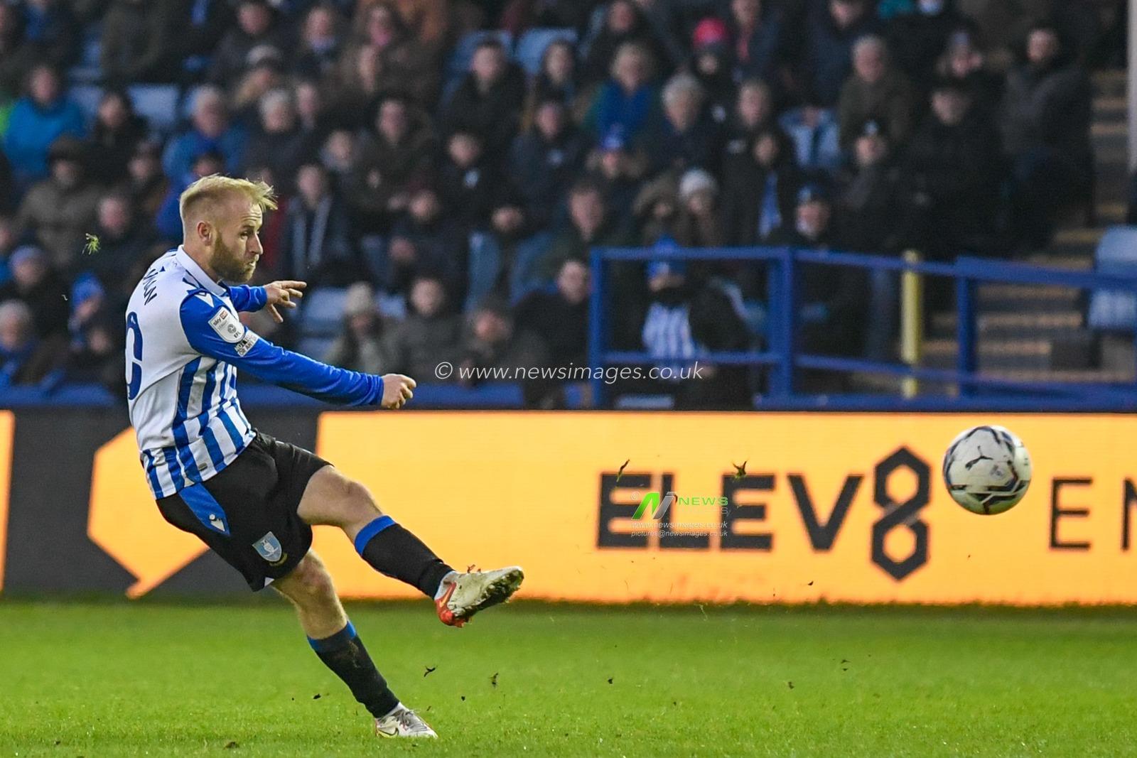 Barry Bannan #10 of Sheffield Wednesday has a shot at goal