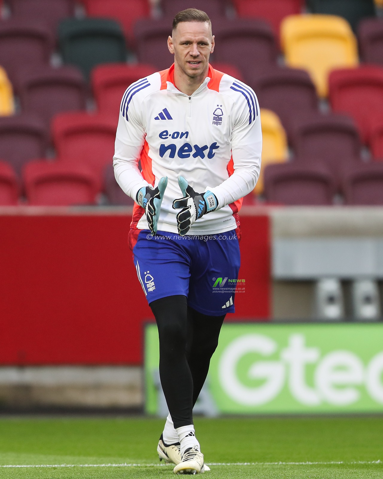 Matz Sels of Nottingham Forest during the pre-game warm up ahead of the Premier League match Brentford vs Nottingham Forest at The Gtech Community Stadium, London, United Kingdom, 21st December 2024

(Photo by Gareth Evans/News Images)