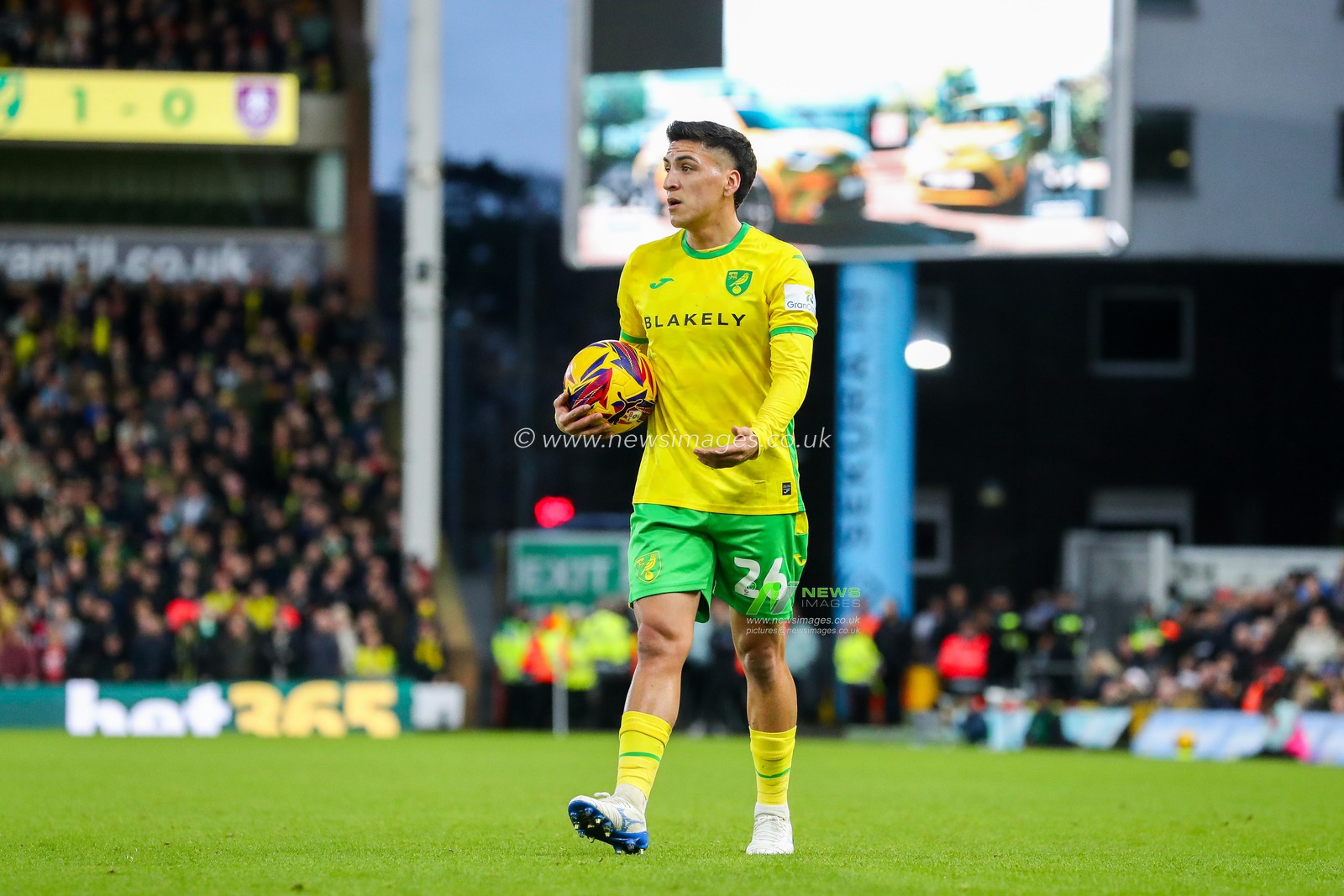 Marcelino Nunez of Norwich City looks on during the Sky Bet Championship match Norwich City vs Burnley at Carrow Road, Norwich, United Kingdom, 15th December 2024

(Photo by Izzy Poles/News Images)