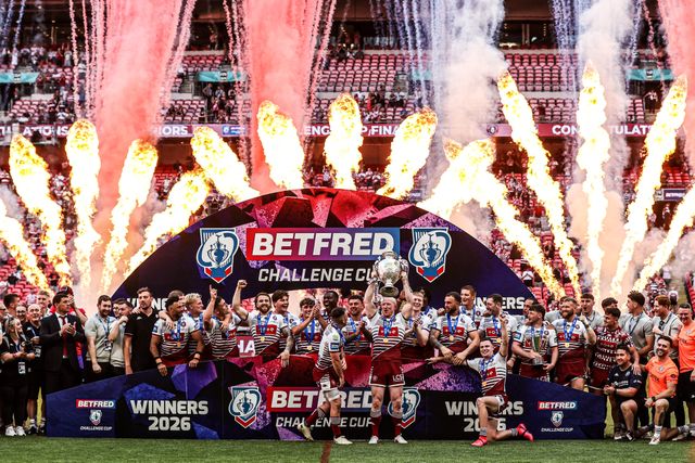 Liam Farrell of Wigan Warriors lifts the Betfred Challenge Cup Final Trophy during the Betfred Challenge Cup Final match Wigan Warriors vs Hull KR at Wembley Stadium, London, United Kingdom on 30 May 2026

(Photo by Alfie Cosgrove/News Images)