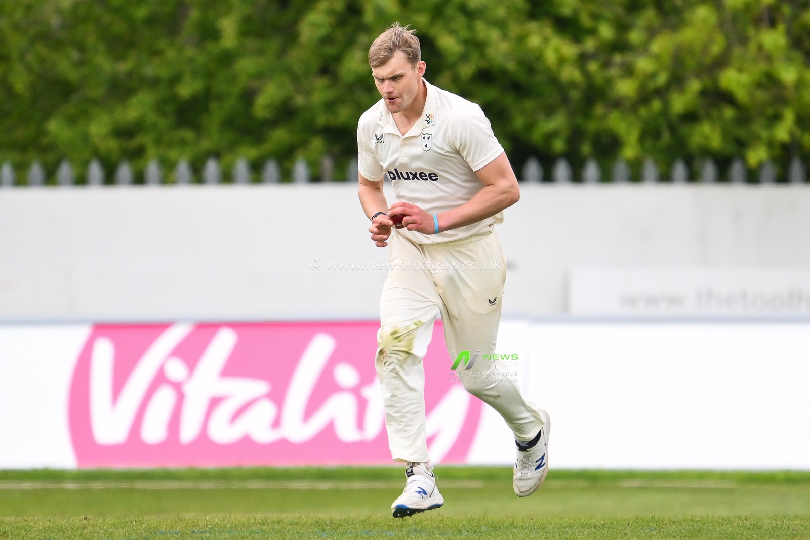 Ben Gibbon of Worcestershire runs into bowl during the Vitality County Championship Division 1 match Worcestershire vs Somerset at Kidderminster Cricket Club, Kidderminster, United Kingdom, 26th April 2024

(Photo by Craig Thomas/News Images)