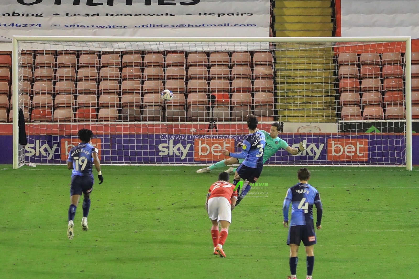 Joe Jacobson #3 of Wycombe Wanderers scores from the spot to make it 1-1