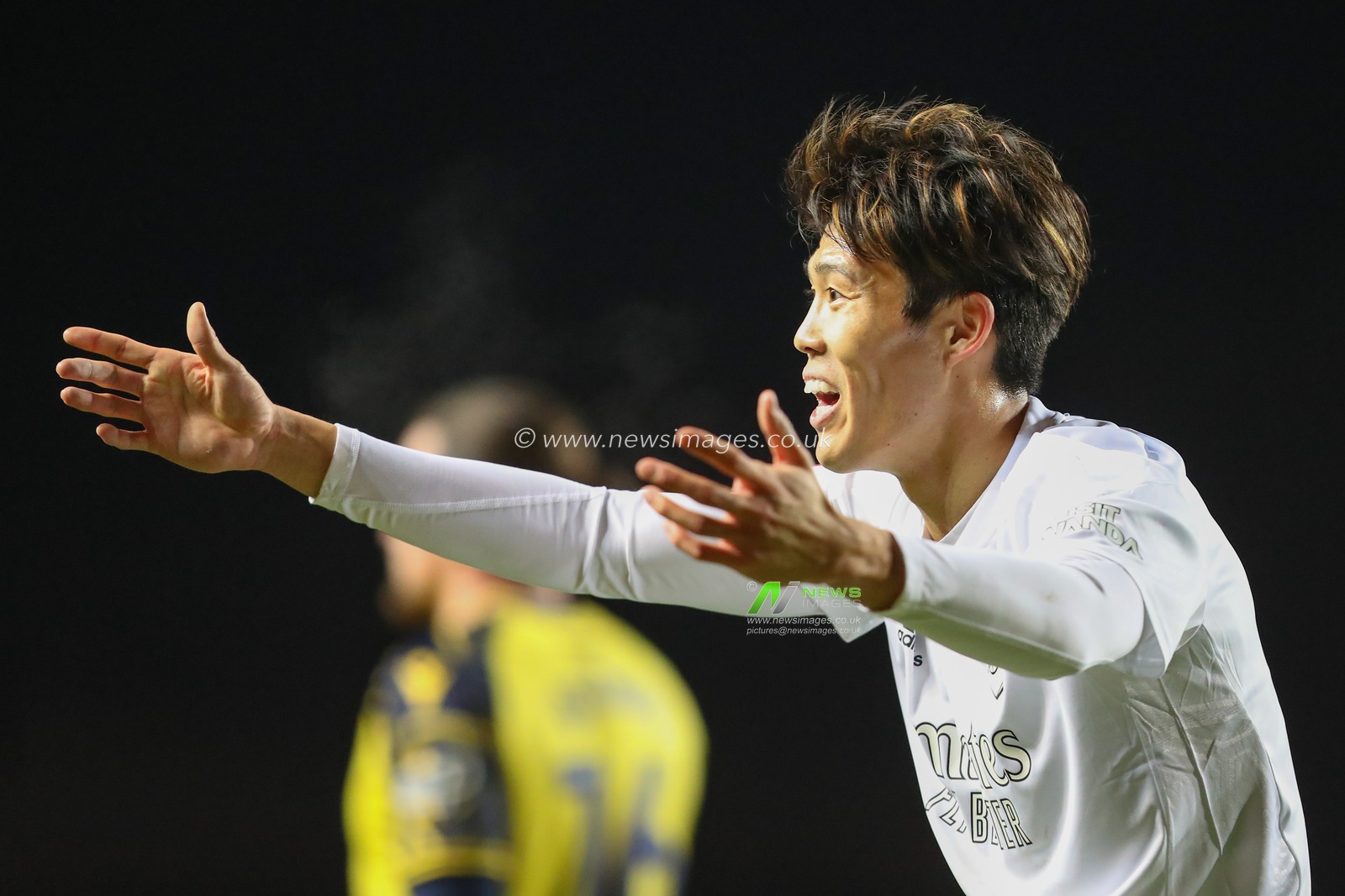 Takehiro Tomiyasu #18 of Arsenal appeals to the linesman during the Emirates FA Cup Third Round match Oxford United vs Arsenal at Kassam Stadium, Oxford, United Kingdom, 9th January 2023

(Photo by Gareth Evans/News Images)