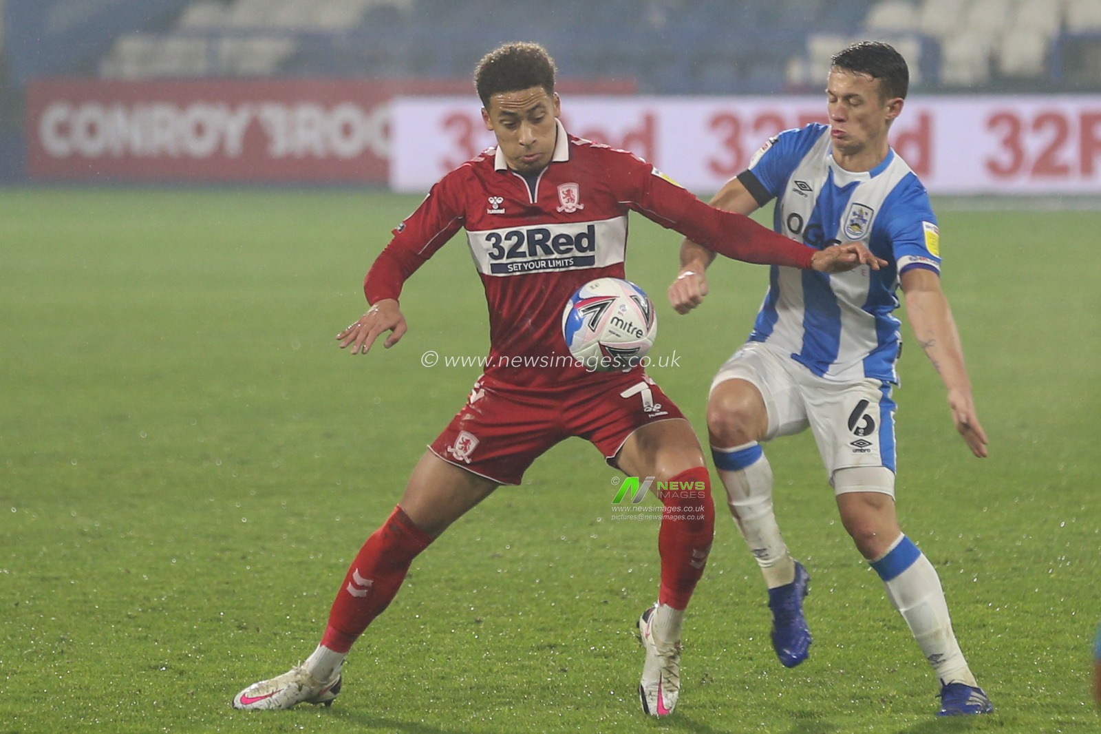 Marcus Tavernier #7 of Middlesbrough controls the ball