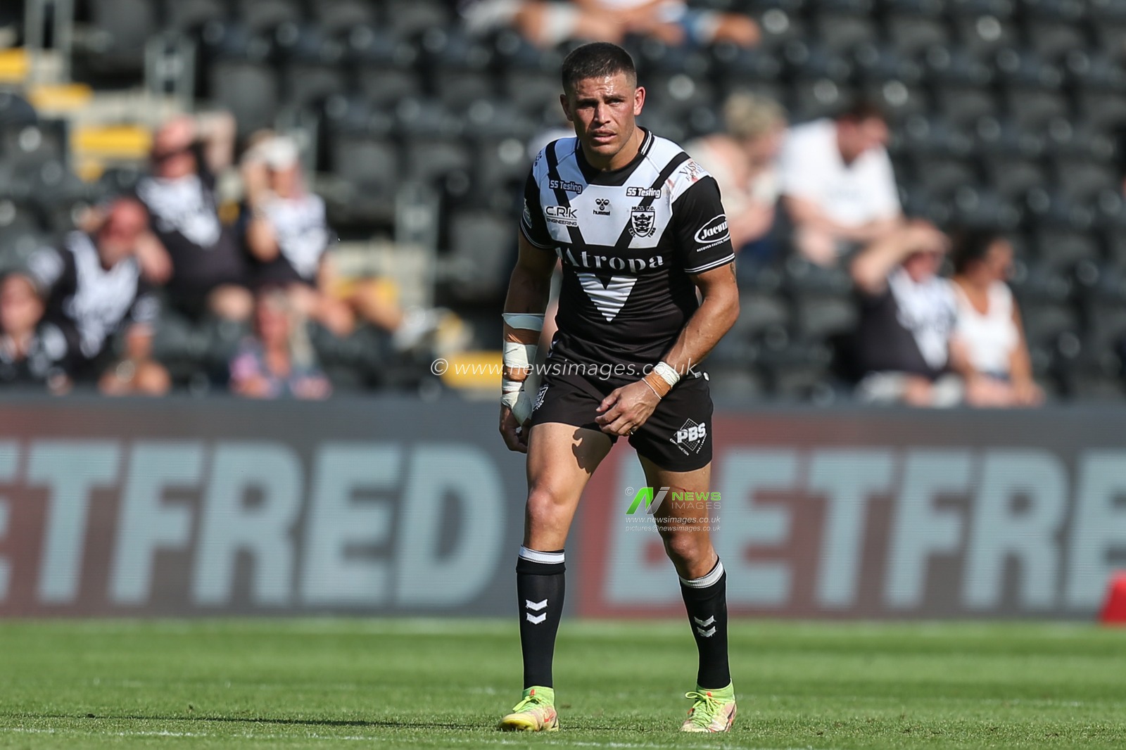 Will Smith #40 of Hull FC during the game
