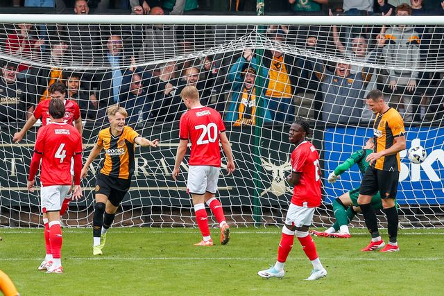 George Hoddle of Cambridge United celebrates his goal to make it 1-1 during the Pre-season friendly match Cambridge United vs Charlton Athletic at Abbey Stadium, Cambridge, United Kingdom, 26th July 2025

(Photo by Izzy Poles/News Images)