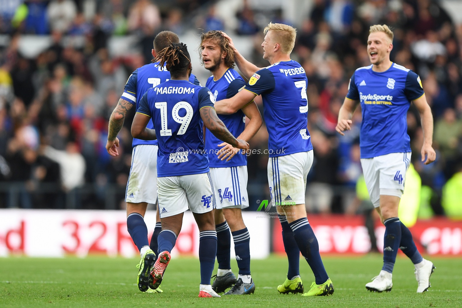28th September 2019, Pride Park Stadium, Derby, England; Sky Bet Championship, Derby County v Birmingham City : Blues celebrates after Ivan Sunjic (34) of Birmingham City scoring a goal to make it 2-2 

Credit: Jon Hobley/News Images