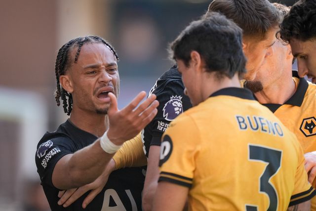 Spurs players in an altercation with Wolves players during the Premier League match Wolverhampton Wanderers vs Tottenham Hotspur at Molineux, Wolverhampton, United Kingdom on 25 April 2026

(Photo by Maynard Manyowa/News Images)
