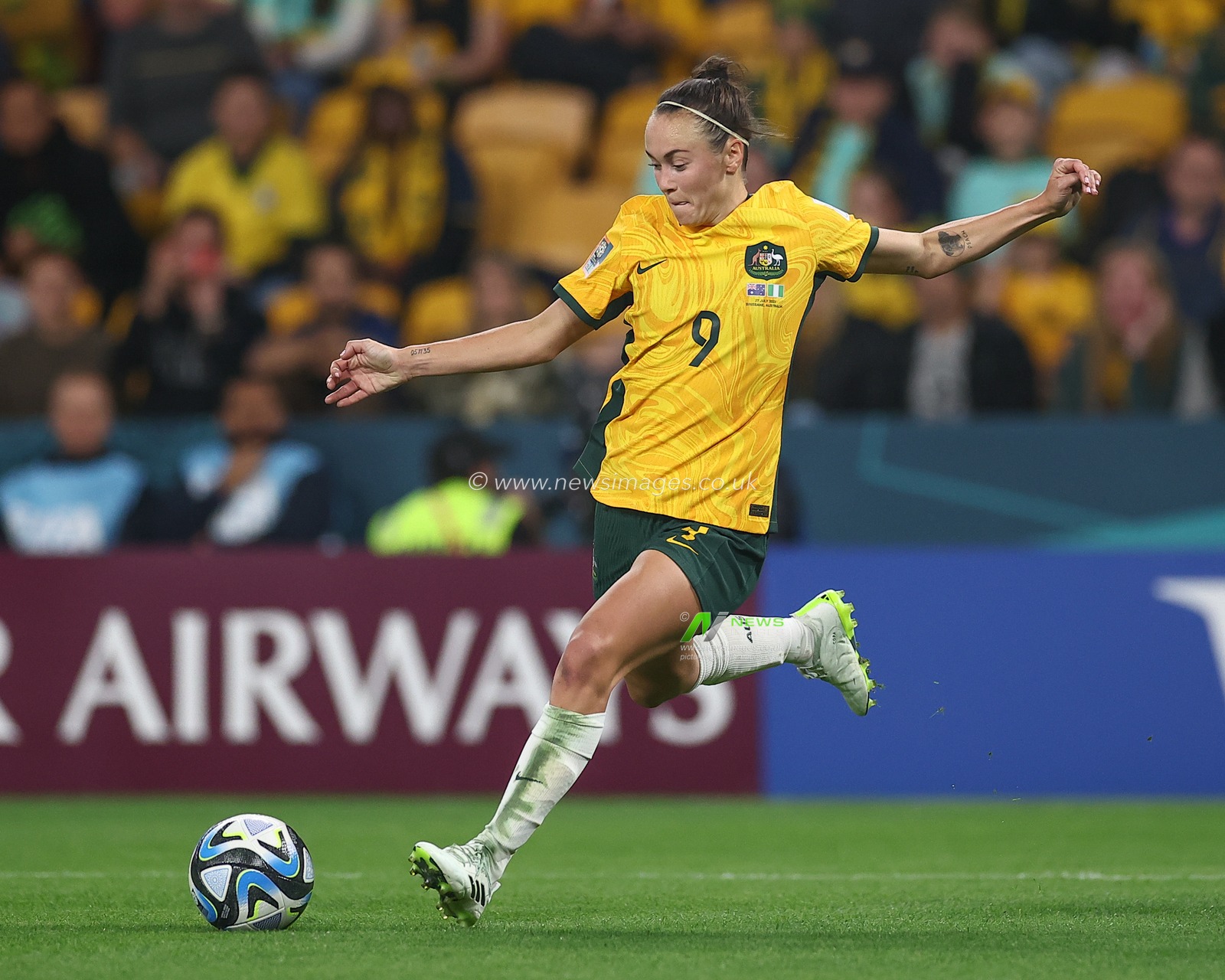 Caitlin Foord #9 of Australia breaks with the ball during the FIFA Women's World Cup 2023 Group B match Australia Women vs Nigeria Women at Suncorp Stadium, Brisbane, Australia, 27th July 2023

(Photo by Patrick Hoelscher/News Images)