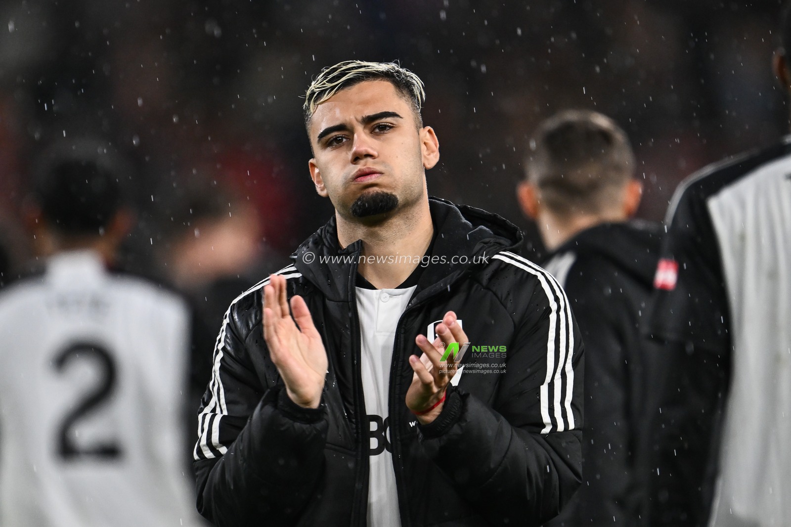 Andreas Pereira of Fulham applauds the fans at the end of the Premier League match Nottingham Forest vs Fulham at City Ground, Nottingham, United Kingdom, 2nd April 2024

(Photo by Craig Thomas/News Images)