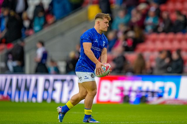 Warrington warriors players in the pre-game warm up session during the Betfred Super League round 14 match St Helens vs Warrington Wolves at The BrewDog Stadium, St Helens, United Kingdom on 11 June 2026

(Photo by Maynard Manyowa/News Images)