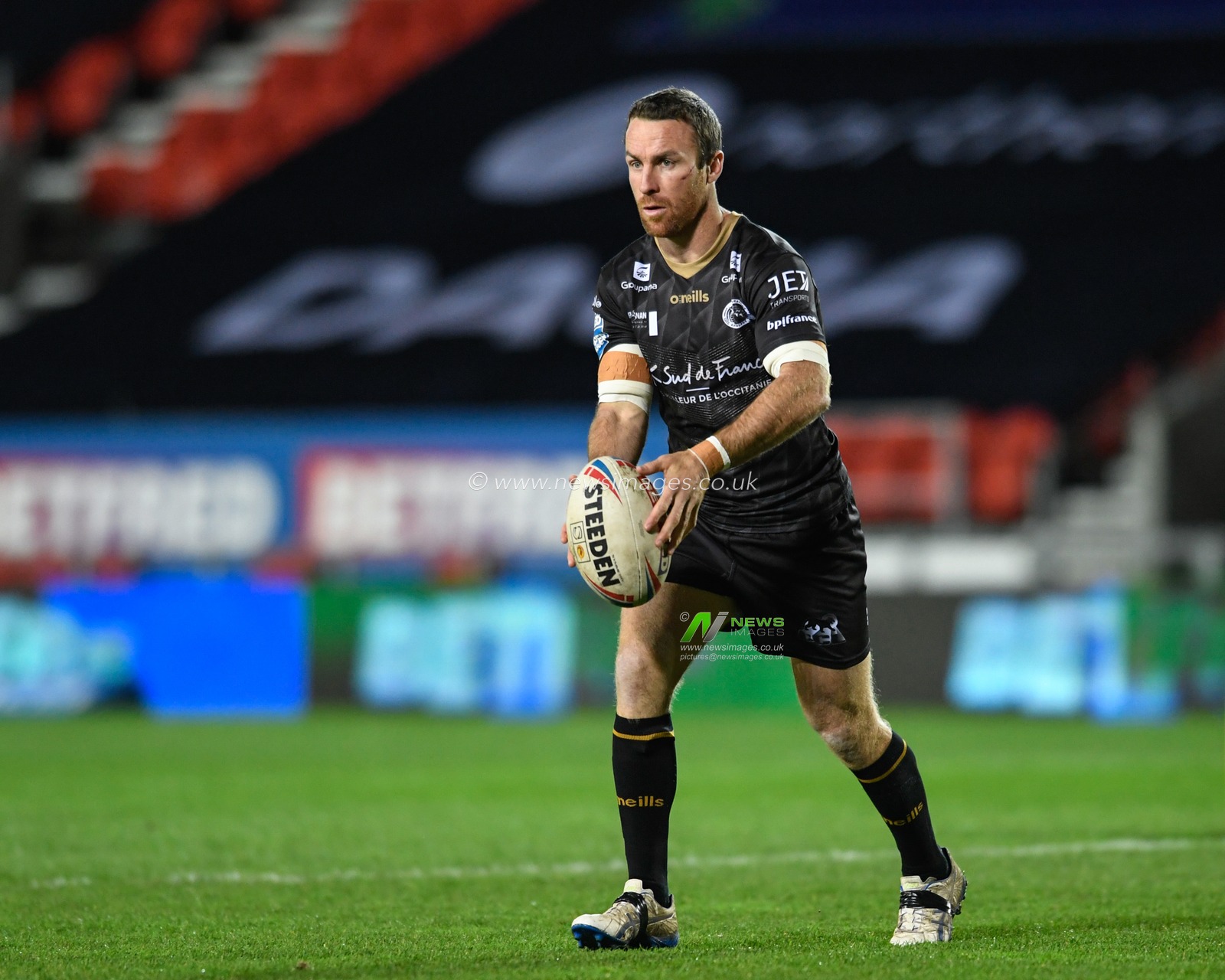 James Maloney #6 of Catalans Dragons during the pre-game warm up