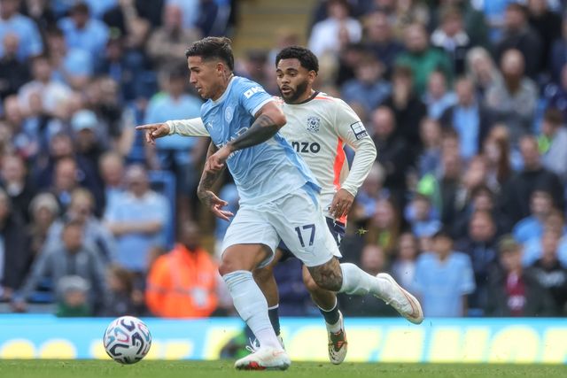 Enzo Fernández of Manchester City breaks with the ball during the Premier League match Manchester City vs Coventry City at Etihad Stadium, Manchester, United Kingdom on 05 September 2026

(Photo by Mark Cosgrove/News Images)